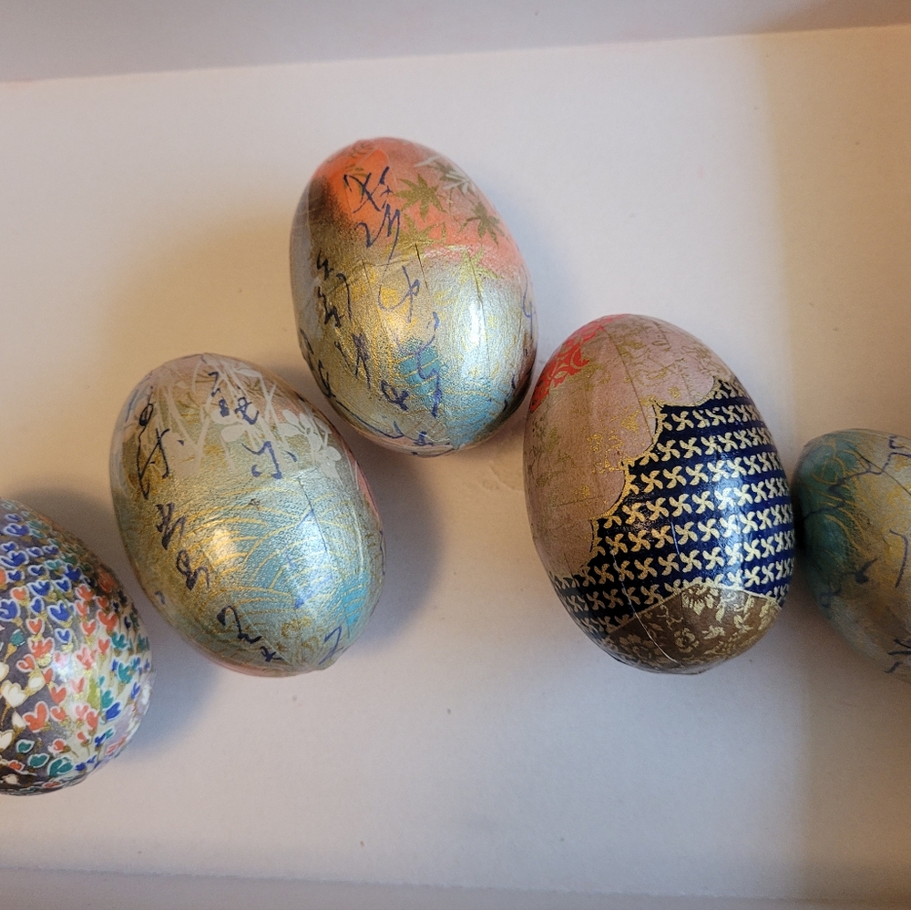 Decorative Multicolor Paper Japanse Easter Eggs
